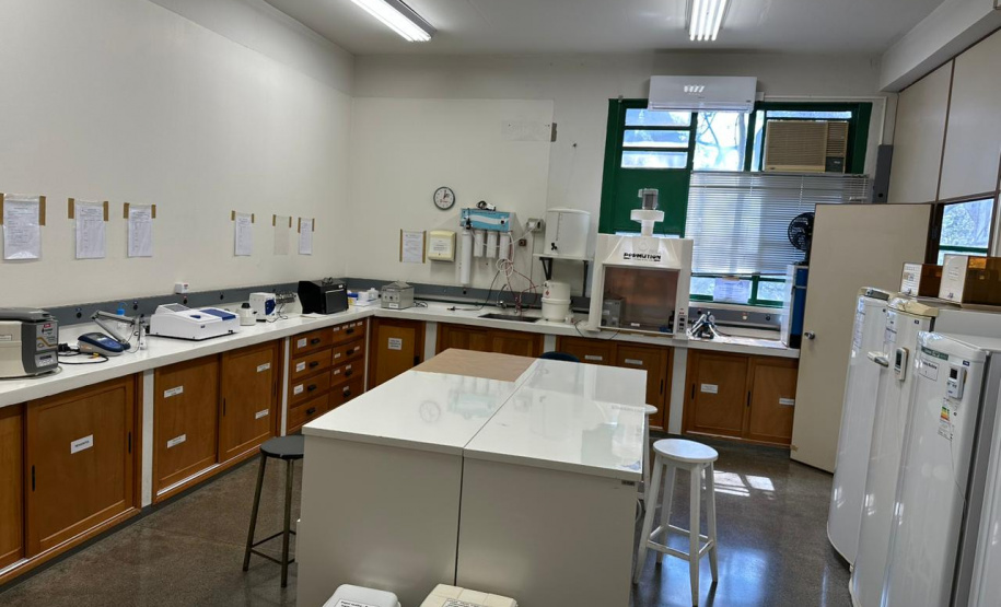 Universidades estaduais unem ensino e assistência para fortalecer toxicologia no Paraná