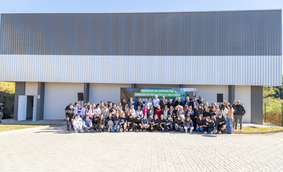 Unioeste inaugura novo ginásio de esportes no campus de Francisco Beltrão