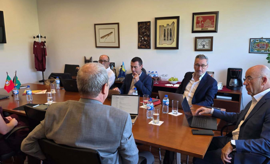 Governo do Paraná busca ampliar produção científica com Portugal em agenda internacional