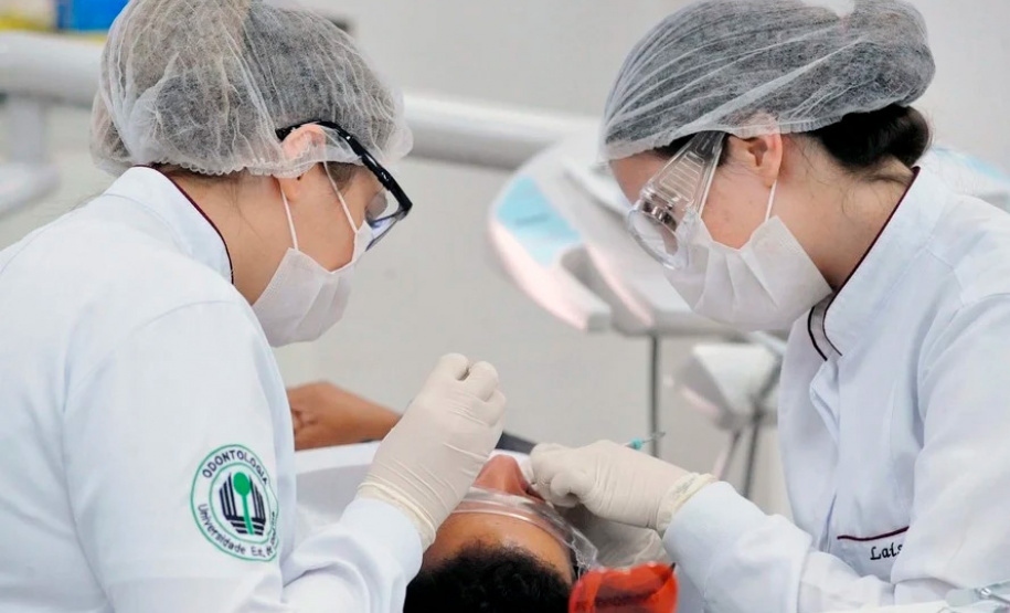 2º semestre: clínicas de odontologia das universidades estaduais retomam atendimentos