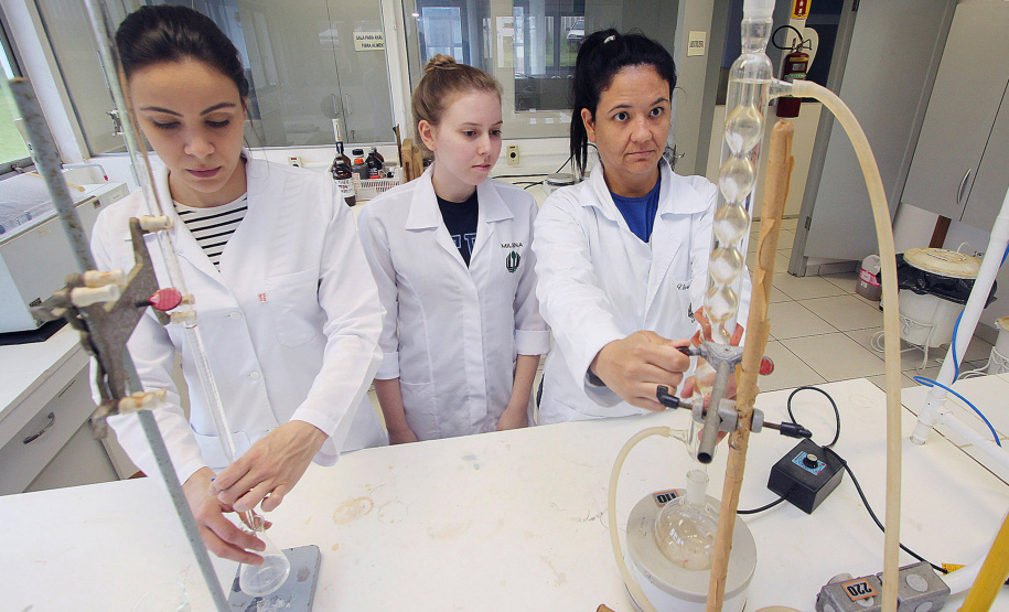 Estudantes e pesquisadores podem se inscrever para experiência em quatro países