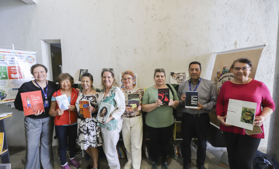 Curitiba testa projeto de leitura desenvolvido por estudantes idosos da Unespar
