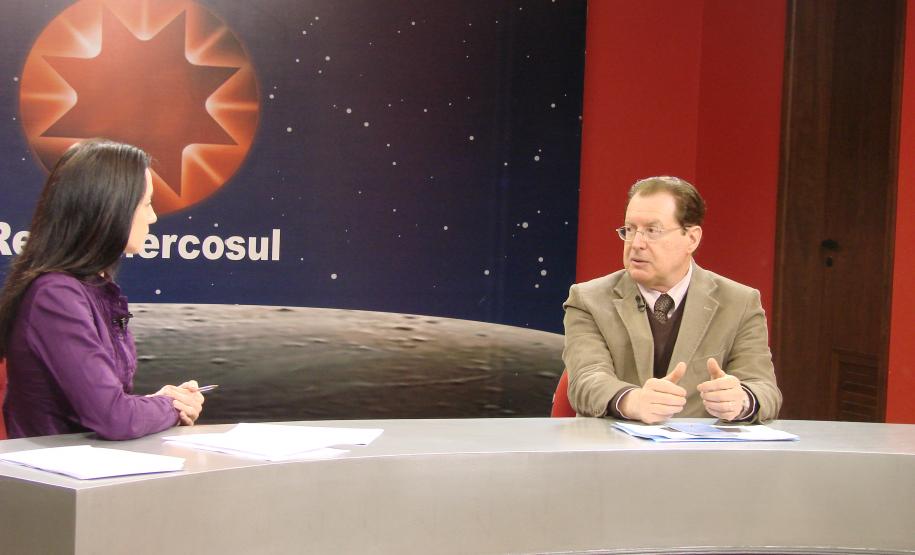 Presidente da Fundação Araucária concede entrevista à Rede Mercosul