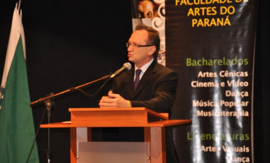 Secretário de Estado da Ciência, Tecnologia e Ensino Superior, professor e advogado Nildo José Lübke