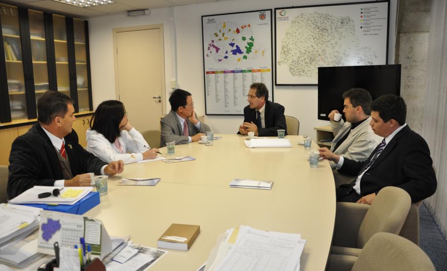 Seti recebe embaixador do Vietnã