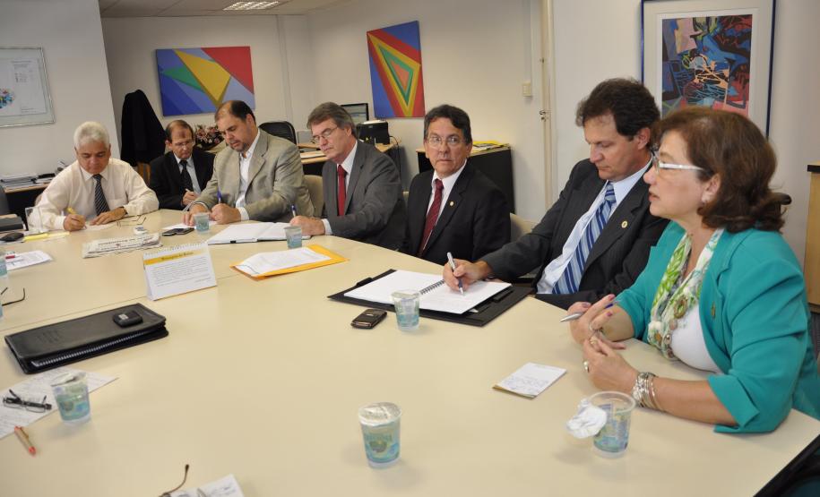 Reunião com reitores debate primeiras ações das universidades estaduais