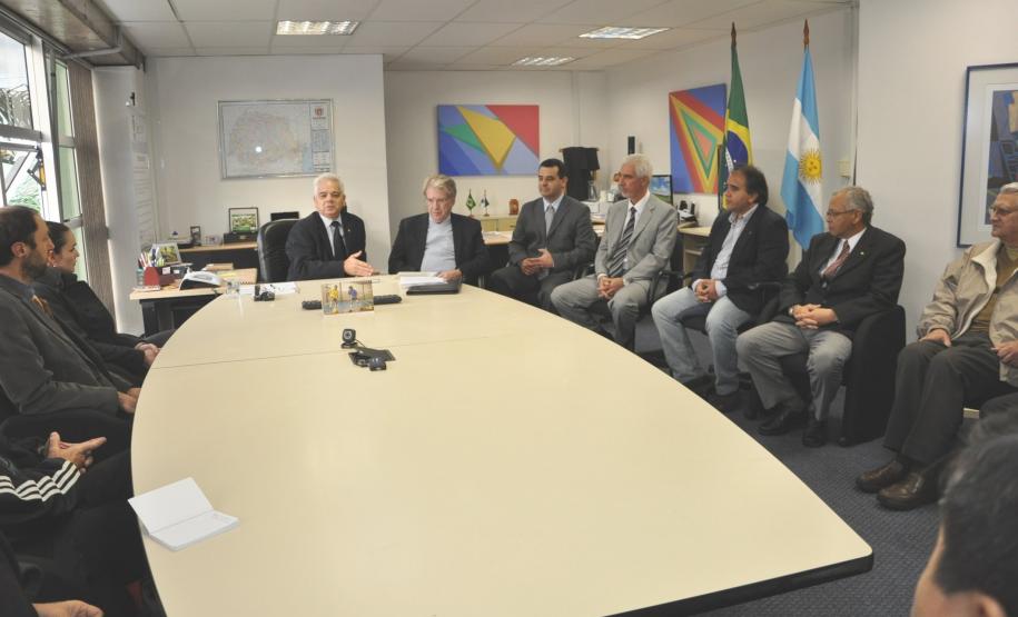 Cursos de pó-graduação de universidades do Paraná terão R$ 73 mi