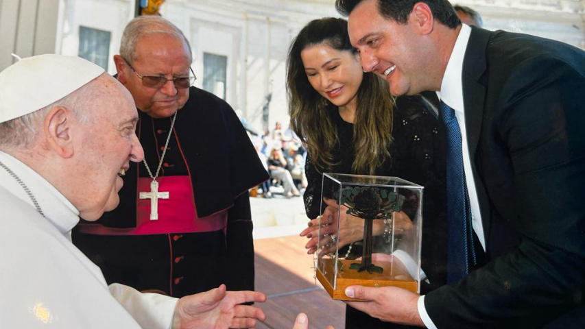 Governador lamenta morte do Papa Francisco e determina luto de três dias no Paraná