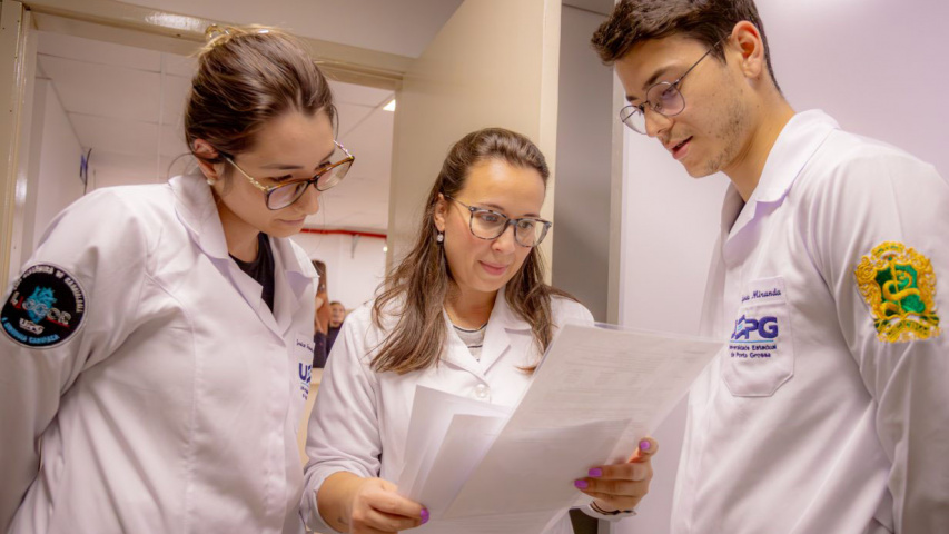 Novos projetos de lei vão modernizar a gestão dos hospitais universitários do Paraná