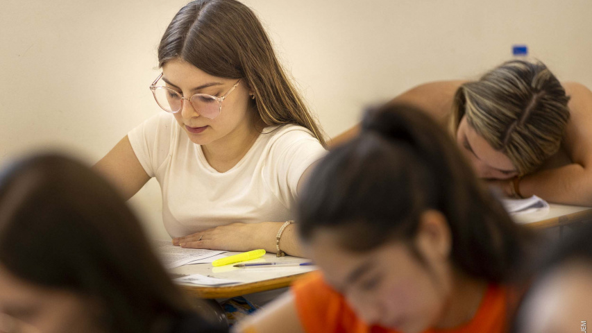 Processo de Avaliação Seriada da UEM tem 23,5 mil inscrições; veja a concorrência dos cursos