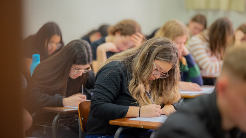 Unespar promove no domingo o Vestibular Especial para cursos incorporados do Uniuv 